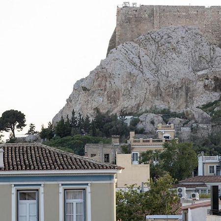 Historic Plaka'S Deluxe Apartment Афіни Екстер'єр фото